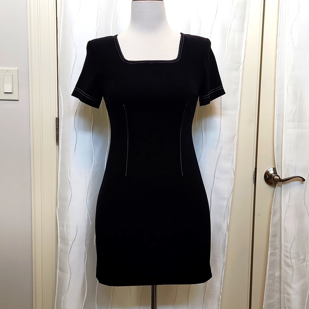 CDC Black Cap Sleeve Dress